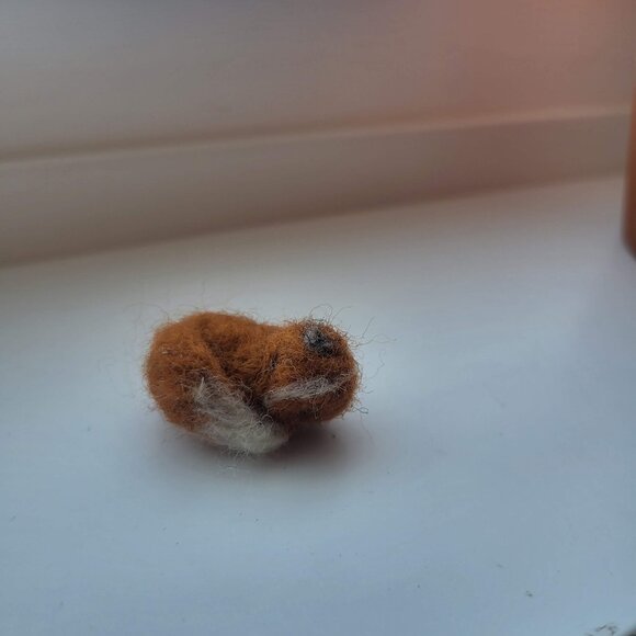 Handmade Needle Felted Fox in Terra Cotta Pot, Decorative Wool Art Figurine, Woo - Picture 3 of 8
